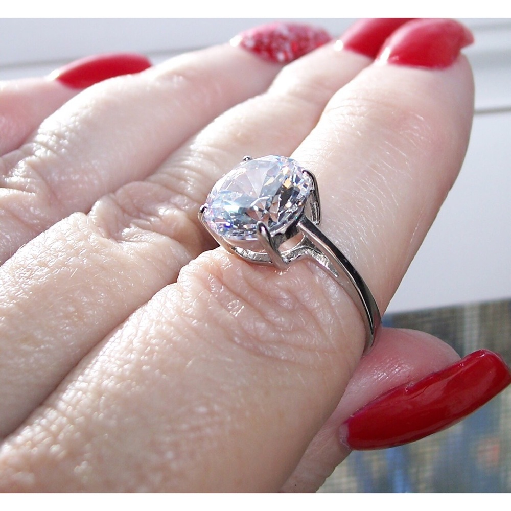 Round Cut Solitaire Ring Cubic Zirconia Stainless Steel Women's - Picture 7 of 16